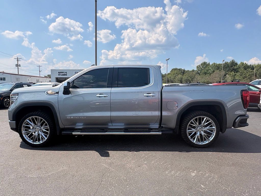 Used 2023 GMC Sierra 1500 Denali AWD/4WD image 4