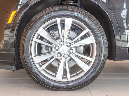Used 2024 Cadillac XT6 Premium Luxury w/ LPO, Floor Liner Package AWD/4WD image 9