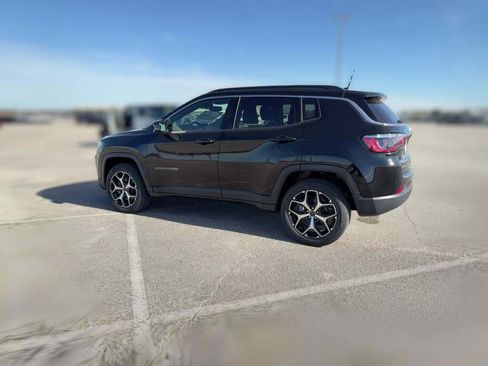 New 2026 Jeep Compass Limited image 7