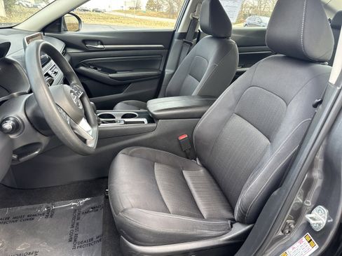 Used 2021 Nissan Altima 2.5 SV image 4