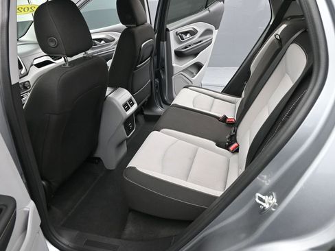 Used 2024 GMC Terrain SLE image 14