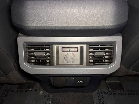 Used 2024 Ford F350 Lariat w/ Lariat Ultimate Package AWD/4WD image 13