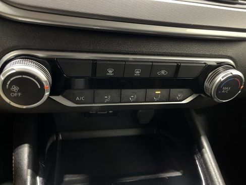 Used 2023 Nissan Altima 2.5 SR FWD image 28