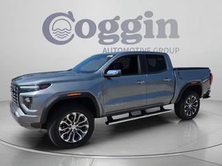 Used 2023 GMC Canyon Denali AWD/4WD video 1