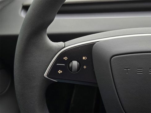 Used 2025 Tesla Model 3 Performance image 25