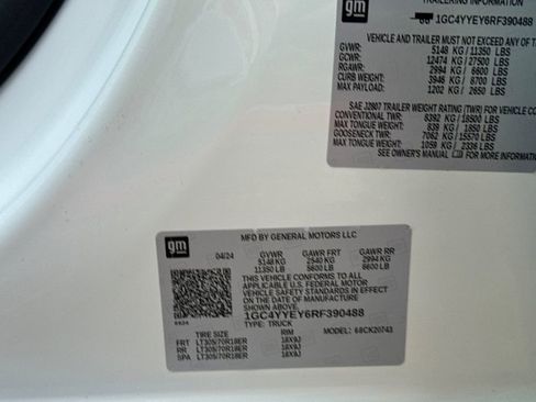 Certified 2024 Chevrolet Silverado 2500 ZR2 w/ ZR2 Bison Edition image 36