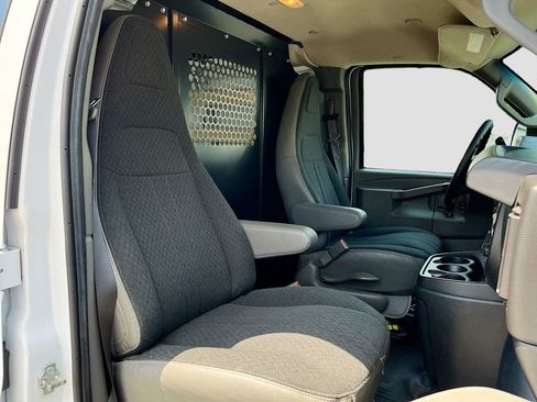 Used 2024 Chevrolet Express 2500 w/ Driver Convenience Package RWD image 23