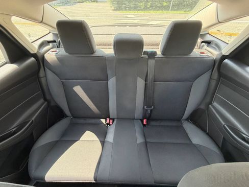 Used 2014 Ford Focus SE w/ SE Winter Package FWD image 17