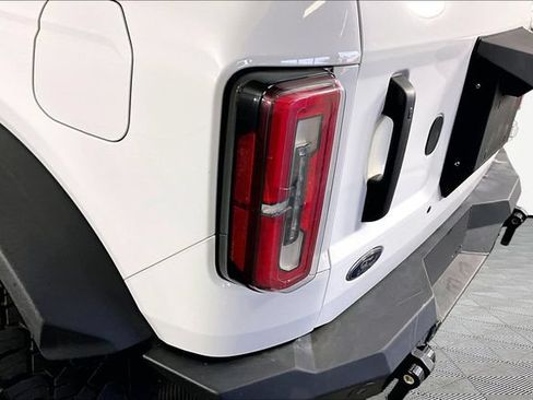 Used 2022 Ford Bronco Wildtrak AWD/4WD image 22