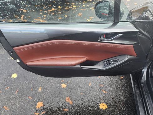 Used 2017 MAZDA MX-5 Miata RF Grand Touring image 14