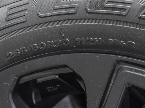 Used 2024 Toyota Tundra Limited AWD/4WD image 54