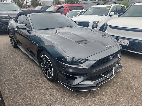 Used 2020 Ford Mustang Premium RWD image 1