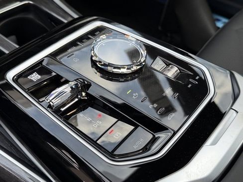 New 2026 BMW 740i 740i w/ Premium Package image 22