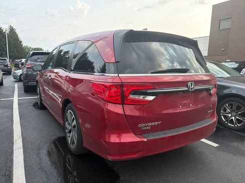 Used 2023 Honda Odyssey Touring image 2