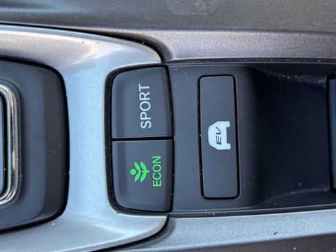 Certified 2020 Honda Accord Touring image 34