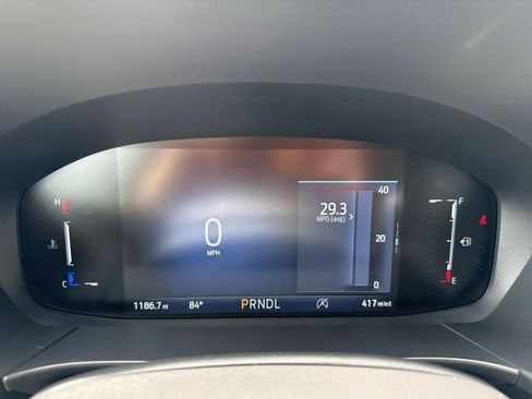 Used 2025 Ford Escape Active AWD/4WD image 10