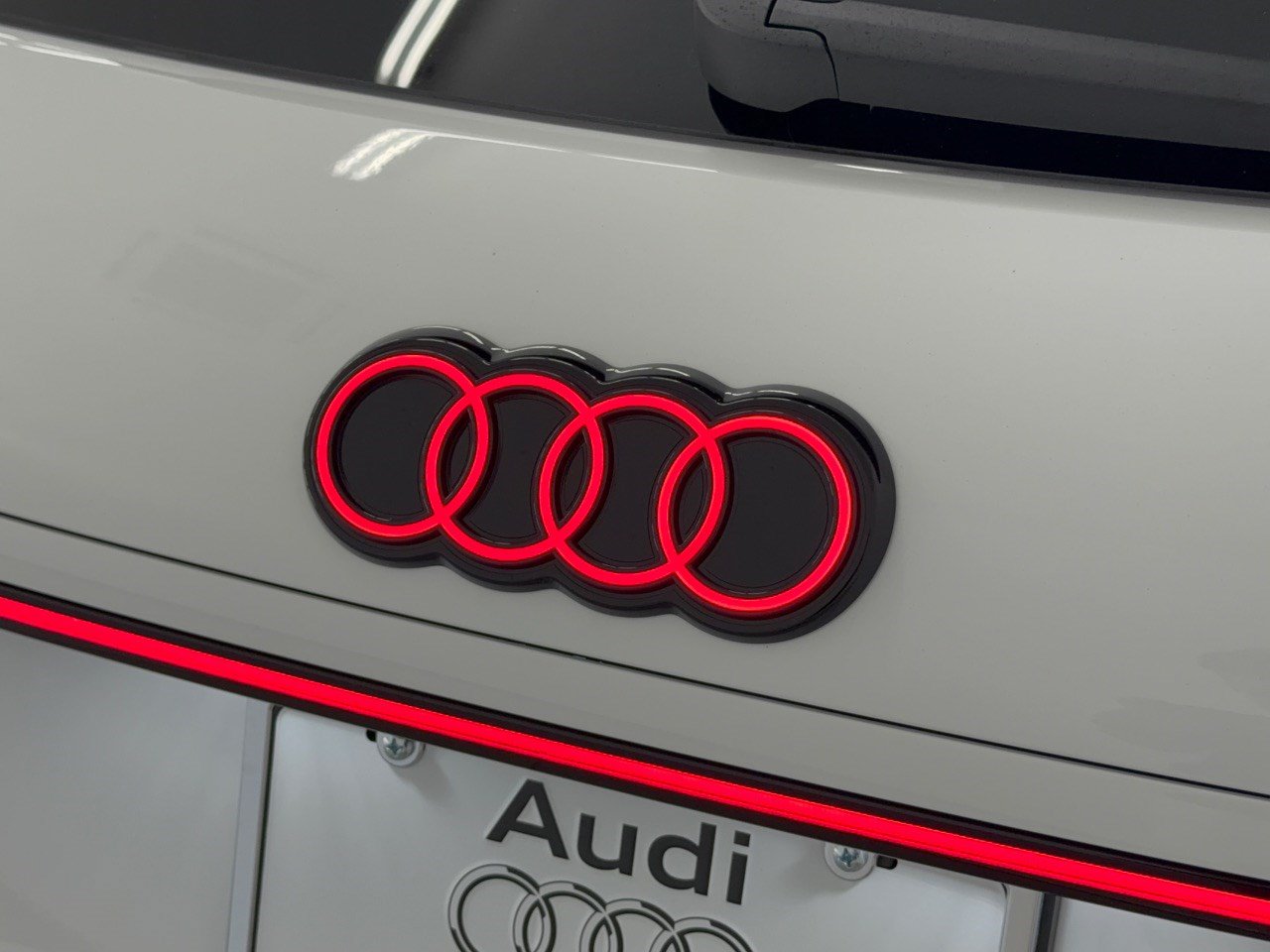 New 2026 Audi Q3 quattro 2.0T AWD/4WD image 32