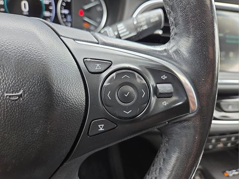 Used 2019 Buick Enclave Avenir w/ Avenir Technology Package AWD/4WD image 19