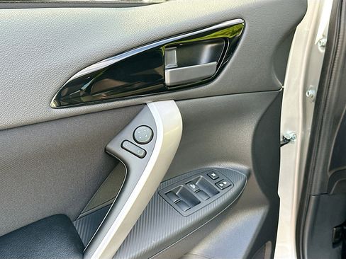 New 2026 Mitsubishi Eclipse Cross ES image 12