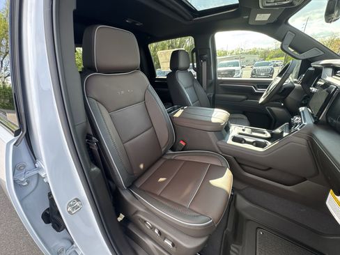 New 2026 GMC Sierra 2500 Denali AWD/4WD image 25