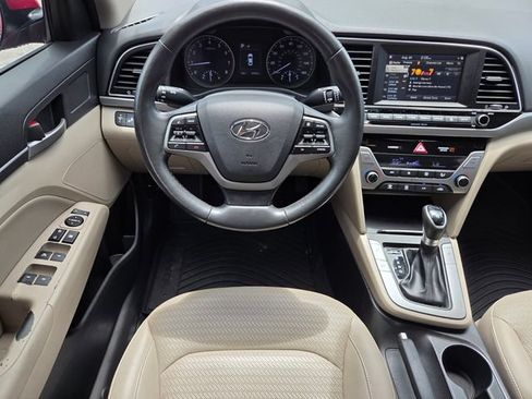 Used 2018 Hyundai Elantra Limited FWD image 14