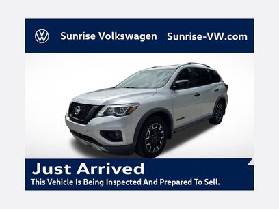 Used 2020 Nissan Pathfinder SL