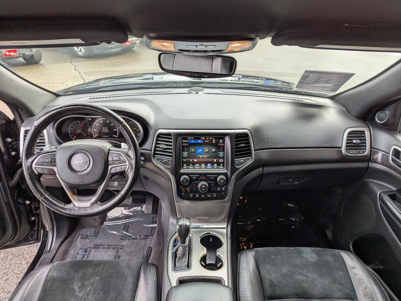 Used 2017 Jeep Grand Cherokee Altitude AWD/4WD image 23