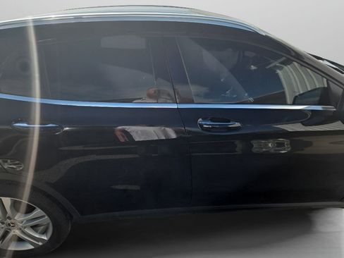 Used 2019 Mercedes-Benz GLA 250 4MATIC image 5