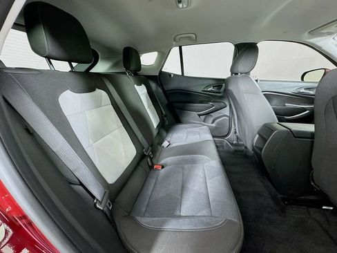 Used 2024 Chevrolet Trax LS w/ LS Convenience Package FWD image 26