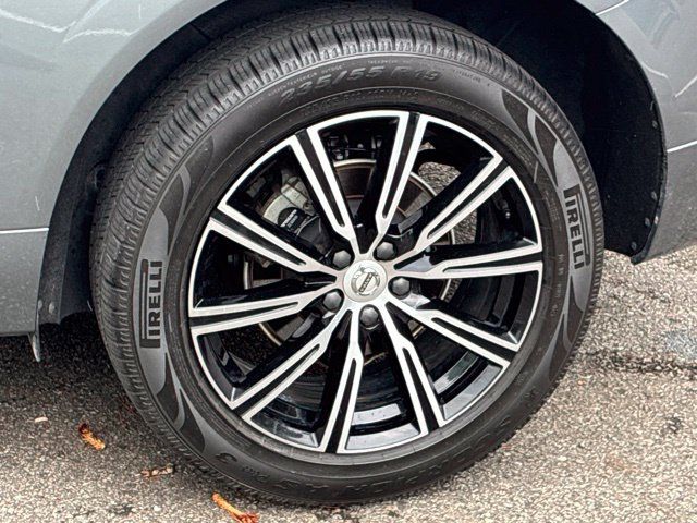 Used 2020 Volvo XC60 T5 Inscription w/ Protection Package AWD/4WD image 12