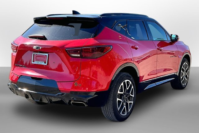 Used 2023 Chevrolet Blazer RS AWD/4WD image 12
