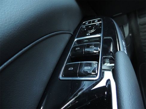 New 2026 Cadillac Lyriq Premium Luxury image 22