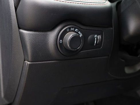 Used 2023 Dodge Durango GT image 11