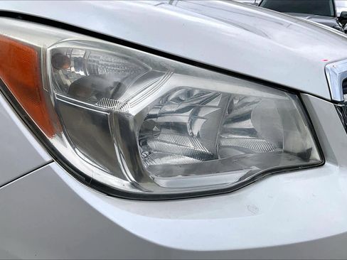 Used 2016 Subaru Forester 2.5i Touring image 27