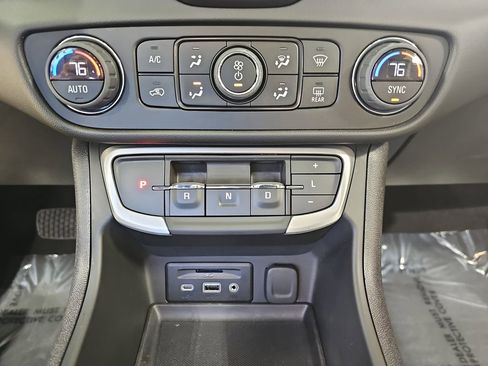 Certified 2022 GMC Terrain SLT w/ Elevation Edition image 26