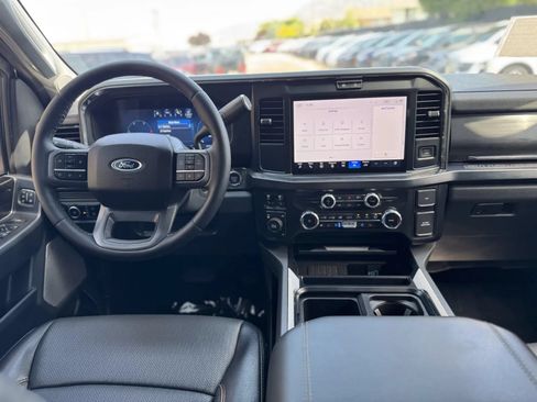 Used 2025 Ford F350 Lariat AWD/4WD image 21