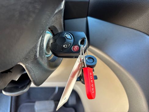 Used 2018 Ford Escape SE image 29