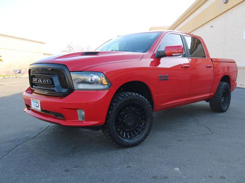 Used 2013 RAM 1500 Sport w/ Sport Premium Group image 9