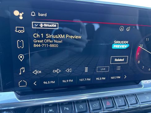 Used 2023 GMC Sierra 1500 SLT w/ SLT Premium Plus Package image 6