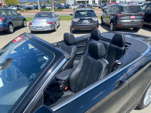 Used 2016 BMW 228i Convertible image 13