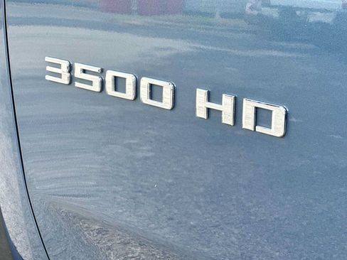 Used 2025 Chevrolet Silverado 3500 LT AWD/4WD image 15