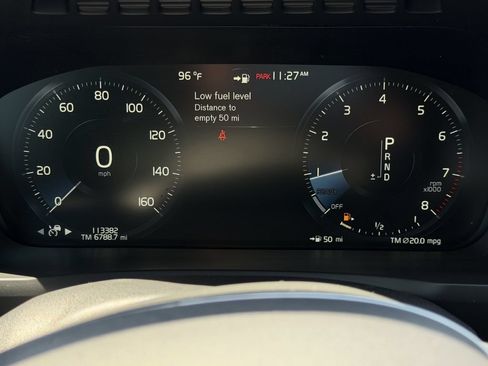 Used 2018 Volvo XC90 T6 Momentum w/ Convenience Package AWD/4WD image 13