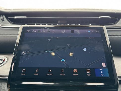 Certified 2024 Jeep Grand Cherokee L Overland w/ Advanced Protech Group III image 23