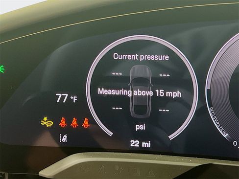 New 2025 Porsche Taycan image 13