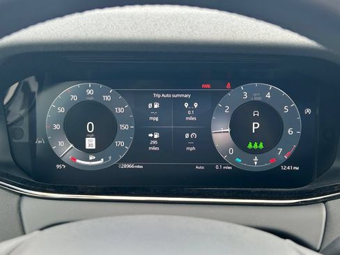 Used 2024 Land Rover Range Rover Evoque S AWD/4WD image 33
