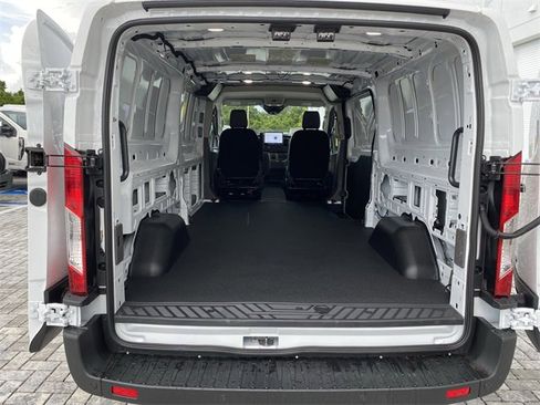 New 2025 Ford E-Transit Low Roof image 51