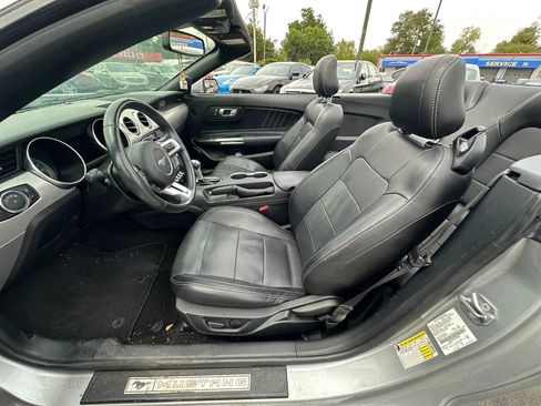 Used 2020 Ford Mustang Premium RWD image 18
