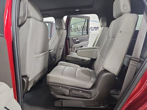 Certified 2021 Chevrolet Tahoe LT w/ Luxury Package AWD/4WD image 21