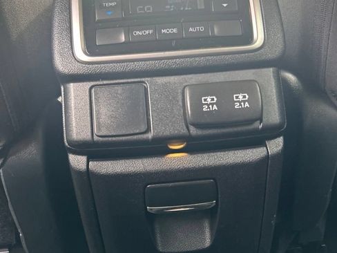 Used 2022 Subaru Ascent Premium w/ Convenience Package AWD/4WD image 17