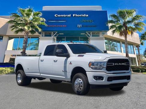 Used 2024 RAM 3500 Big Horn w/ Sport Appearance Package image 2